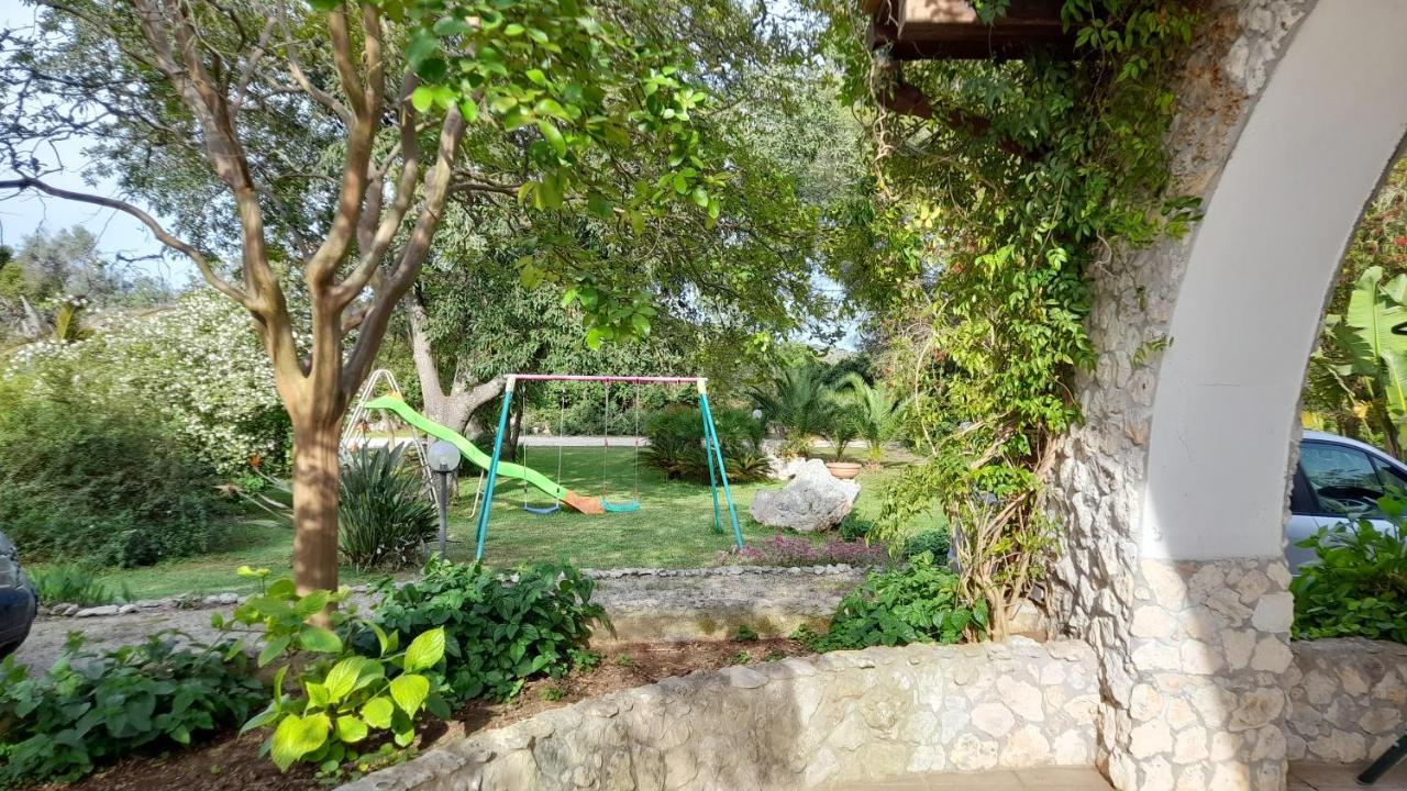 Bed and Breakfast La Macchia à Melendugno Extérieur photo